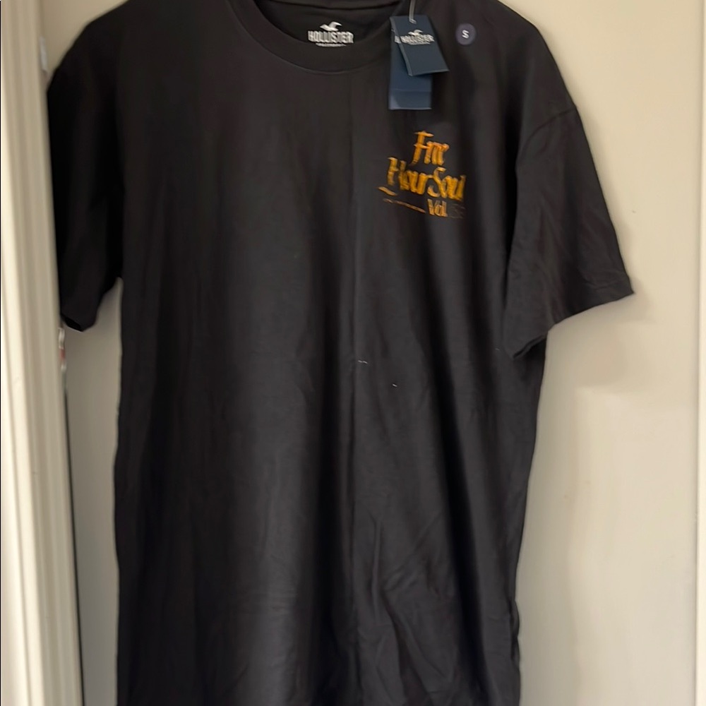 Hollister Black Short Sleeve Tee